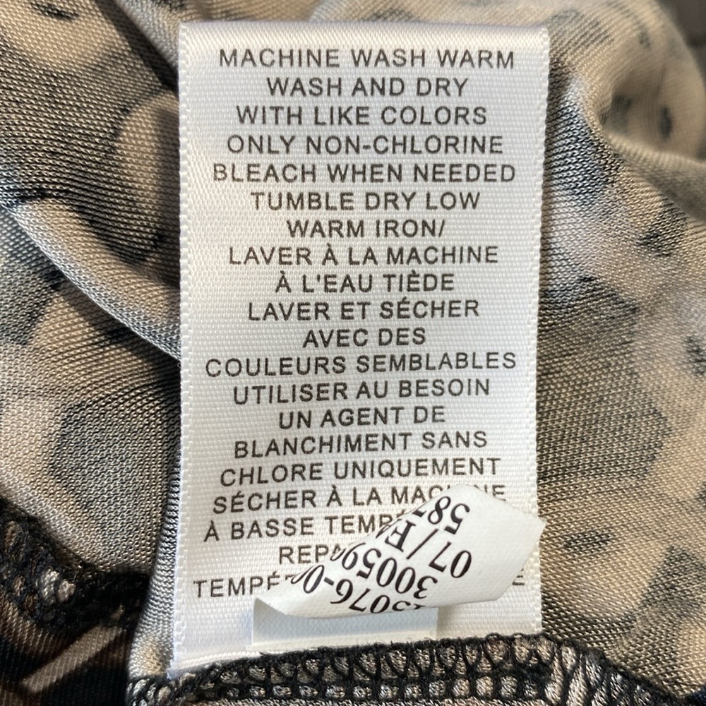Banana Republic - Silk Blend Wrap Dress - XSP - China - Picture 11 of 12